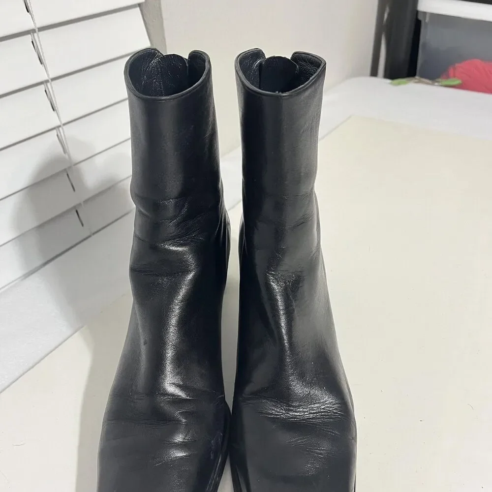 Stuart Weitzman Boots Womens Size 9.5 Black Leather Square Toe Block Heel Ankle